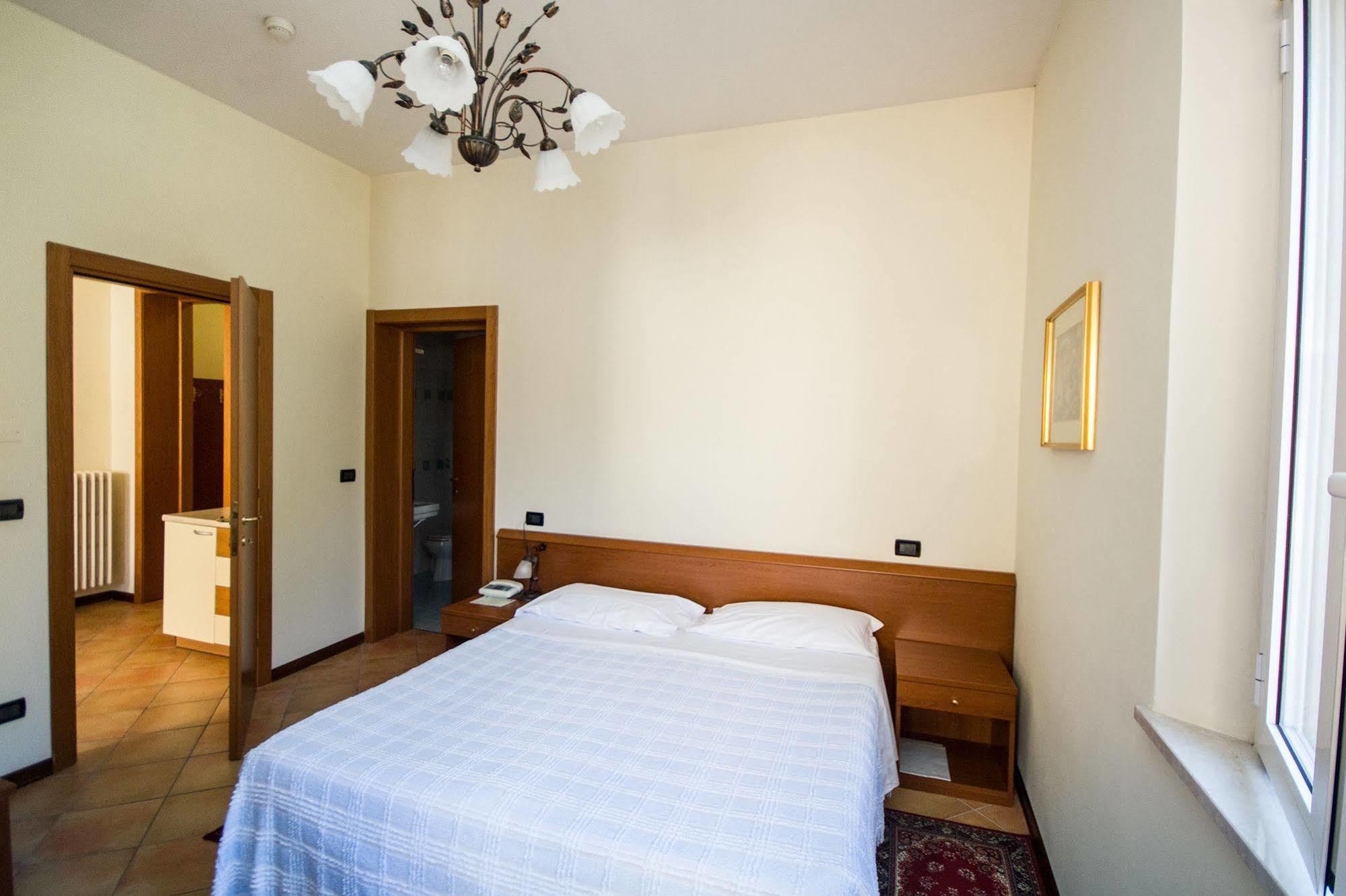 Hotel Europa Ferrara Exterior photo